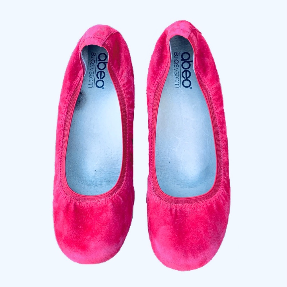 Abeo Women's Tia Bio System Suede Slip On Ballet Flat Shoes Red Size 10